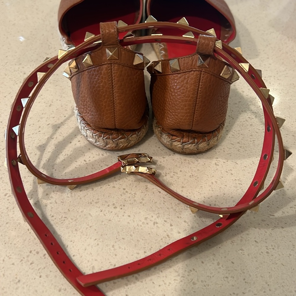 Valentino brown leather rockstud leather ankle strap espadrille - Picture 5 of 5